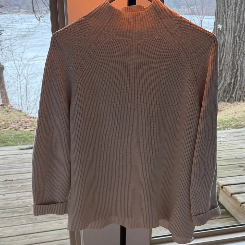 Zara Ribbed Sweater - Picture 2 of 5